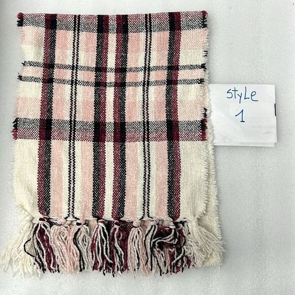 Style & Co women’s scarf - Picture 7 of 11